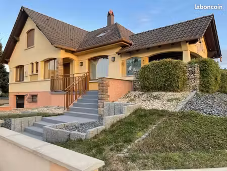 maison 6 pièces 140 m²