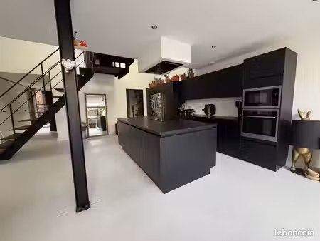 loft d’exception ainsi qu’un studio à proximité immédiate de lille et villeneuve d’ascq