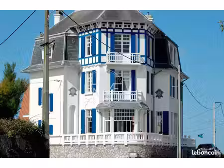 villa 10 pièces 272 m²