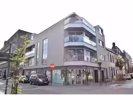 mooi penthouse in het centrum van roeselare