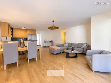 appartement 3 pièces 82 m²