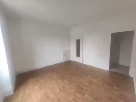 appartement f2 en bord de loire