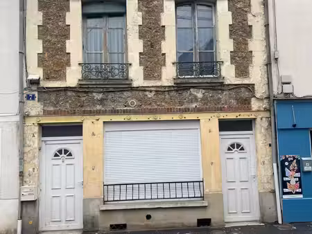 grande maison de ville de 260 mÂ² habitables avec local