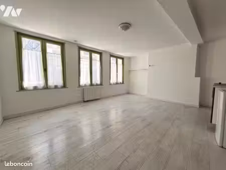 appartement 1 pièce 27 m²