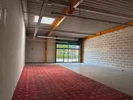 location commerce flixecourt 80420 300m²