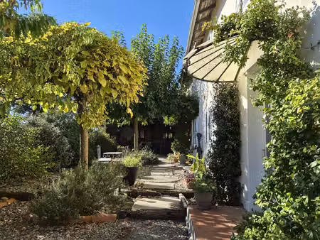 à vendre  montaut (gers): charmante maison de 3 chambres  terrasse d'été  piscine hors sol