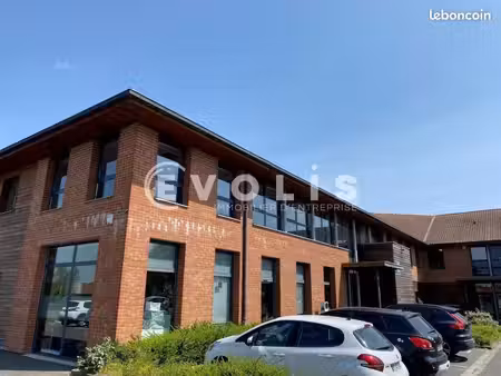 bureaux 652 m²
