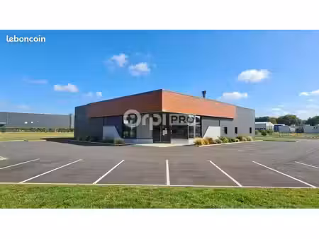 local commercial 600 m²