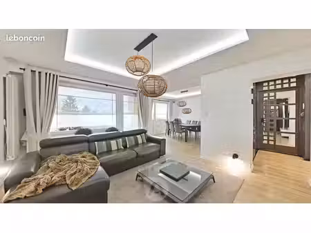 appartement 3 pièces 90 m²