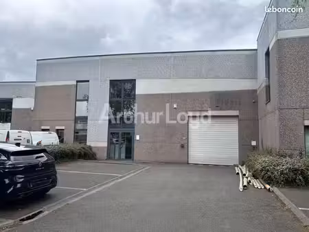 local bureaux 360 m²