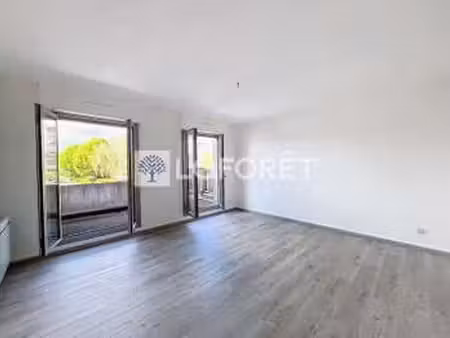 location appartement 3 pièces à parthenay (79200) : à louer 3 pièces / 60m² parthenay