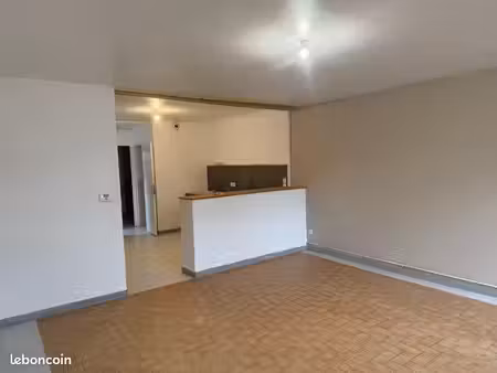 location maison wignehies