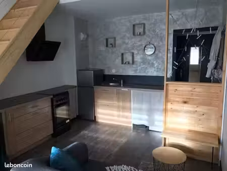 t1 bis meublé (esprit petit duplex) de 33 m² à albertville