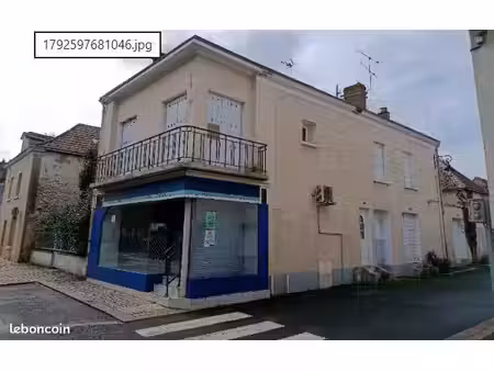 maison a louer a precigne