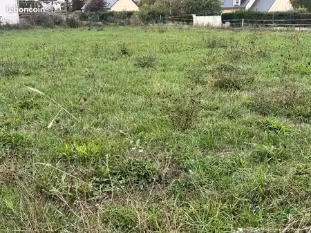 terrain 683 m² courtillers