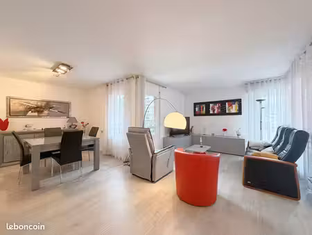 appartement 3 pièces 85 m²