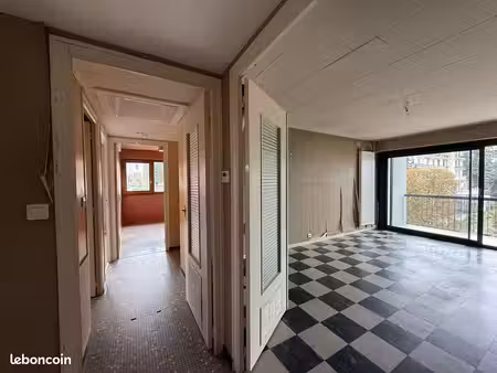 appartement 4 pièces 80 m²