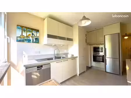 moirans appartement t4 de 82m² dans une copropriété fermée  sécurisée au calme et prisée a