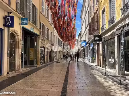 local commercial 105 m² mâcon