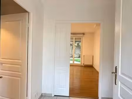 maison 10’ à pied de la gare à vendre