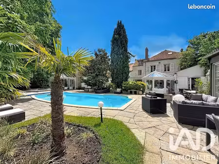 maison 10 pièces 640 m²