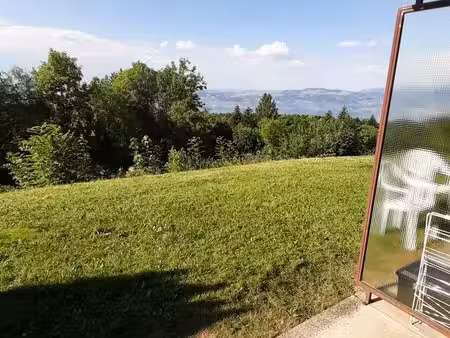 studio avec vue sur le lac leman