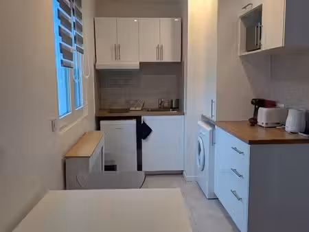 studio rénové et lumineux proche centre-ville