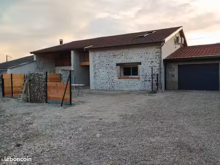 maison ambronay
