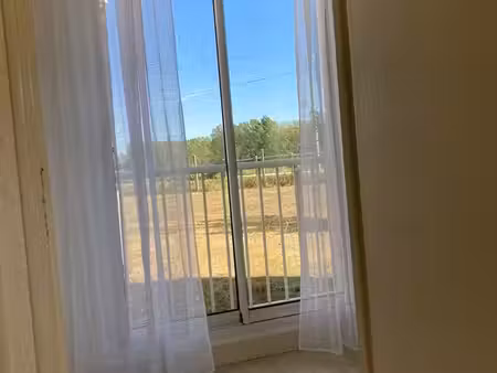appartement t2 rénové résidence la couronne