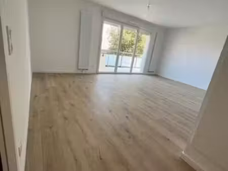 appartement 3 pièces 64 m²
