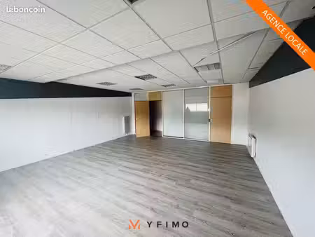 bureaux 74 m² morainvilliers
