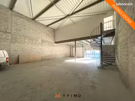 local d'activite 290 m² mantes la ville