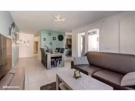annecy – les trésums | 3 pièces 67 m² | vue jardin | balcon | calme | vendu meublé | garag