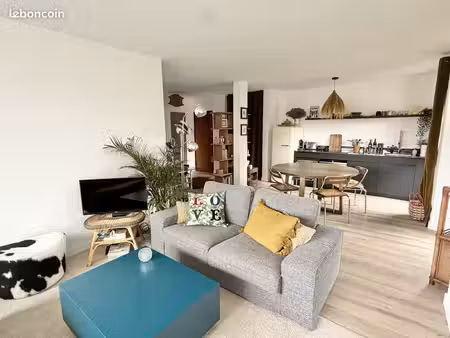 appartement 3 pièces 55 m²