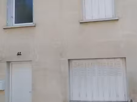 maison de ville t3 avec cour et remise avec locataire en place