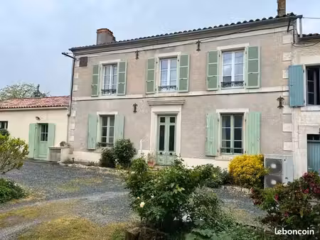 maison 7 pièces 178 m²