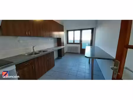 appartement 3 pièces 84 m²