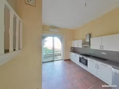 maison 2 pièces 61 m²