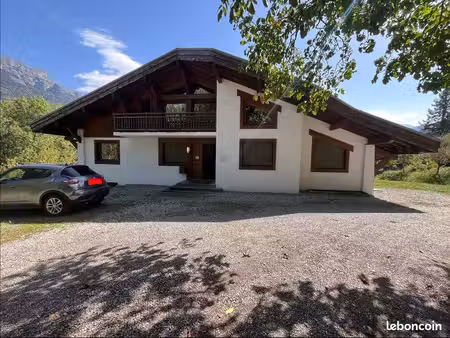 chalet entier de bureaux