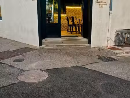 snack restaurant