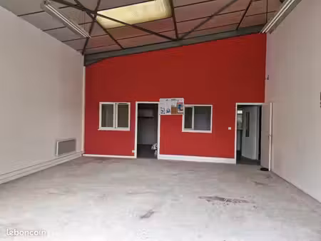 local d'activité 255 m²