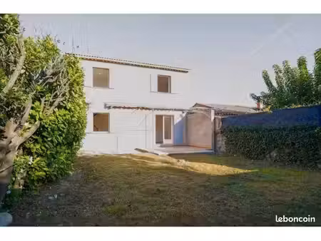 maison familiale de 106 m² avec jardin  garage et 3 chambres + bureau – althen-des-paluds