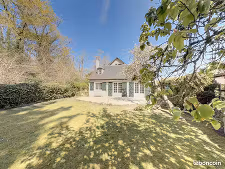 maison 7 pièces 150 m²
