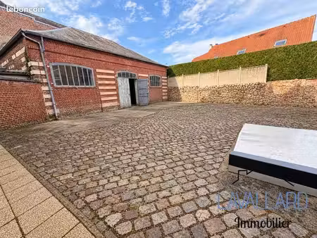 maison 5 pièces 151 m²