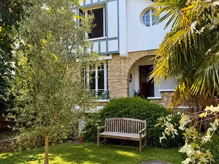 maison 7 pièces 140 m²