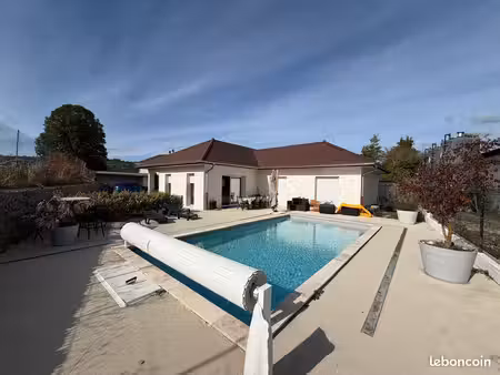 # arbent – belle villa de plain-pied avec piscine et terrain de 825 m²