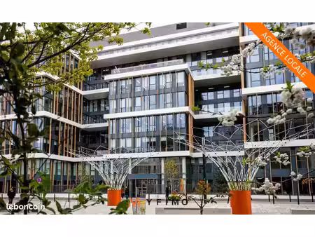 bureaux 2552 m² montigny le bretonneux