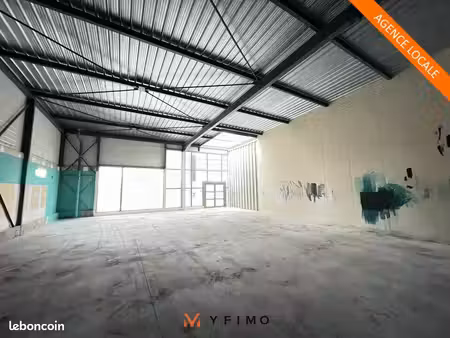 local d'activite 1000 m² buchelay