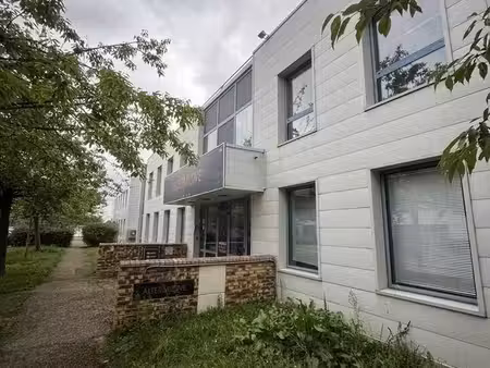 local d'activite 730 m² croissy sur seine