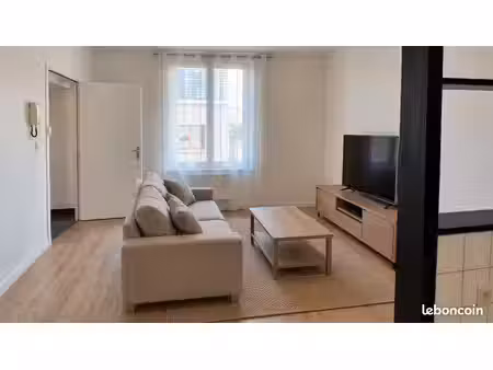 à louer – bel appartement t2 meublé rénové